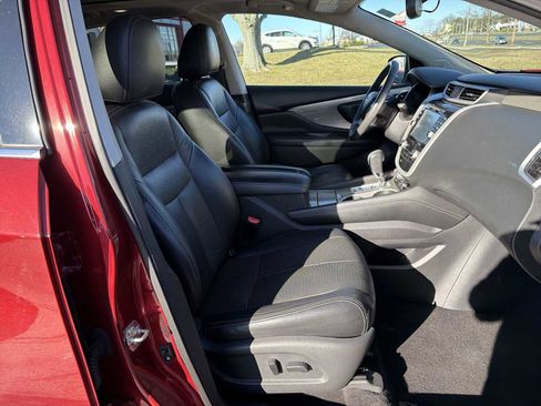 Used 2017 Nissan Murano SV w/ Premium Plus Package image 15