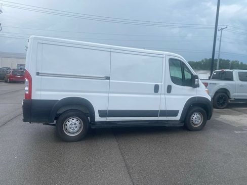 Used 2023 RAM ProMaster 2500 FWD image 4