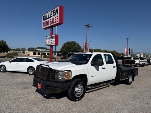 Used 2013 Chevrolet Silverado 3500 W/T image 2