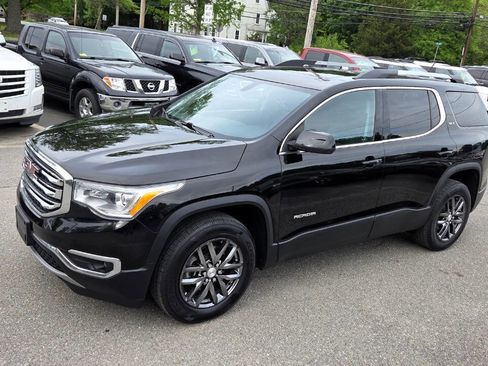 Used 2017 GMC Acadia SLT w/ LPO, Floor Liner Package AWD/4WD image 2