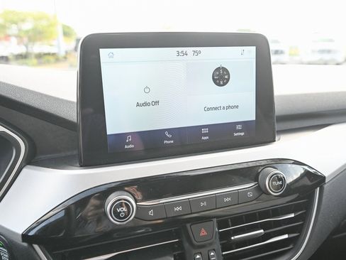 Certified 2022 Ford Escape SE image 36