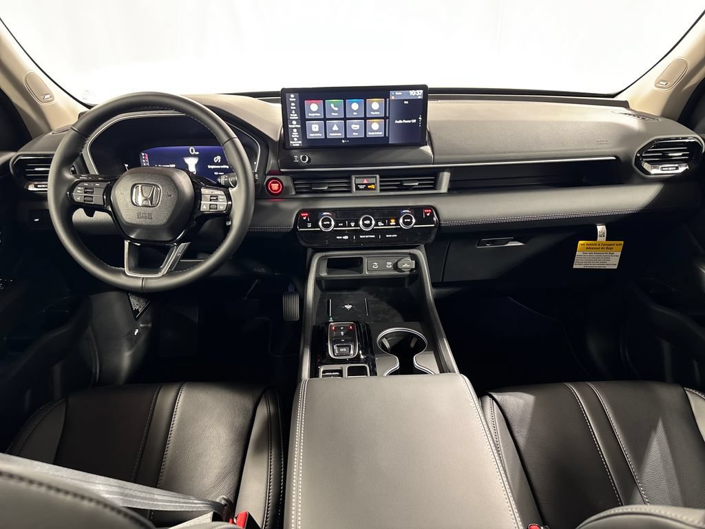 New 2026 Honda Pilot Touring image 4