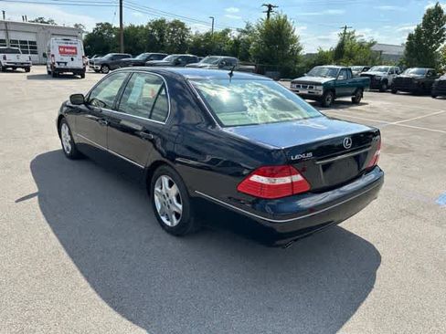 Used 2004 Lexus LS 430 w/ Premium Pkg RWD image 15