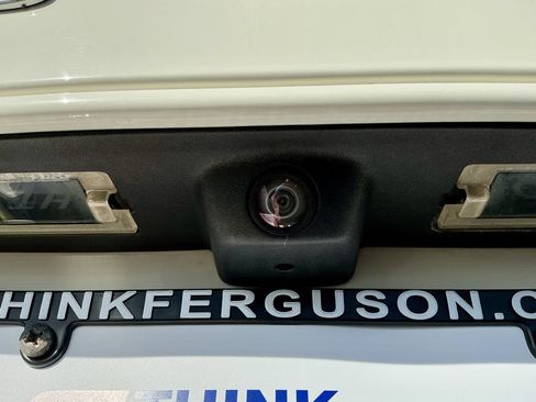 Used 2020 Dodge Journey SE image 16