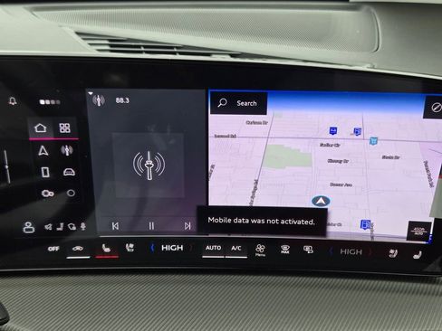 New 2025 Audi SQ5 Premium Plus image 21