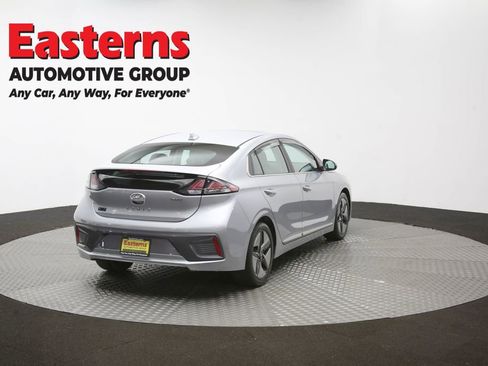 Used 2022 Hyundai Ioniq SEL FWD image 39