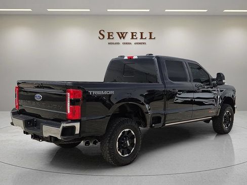 Used 2025 Ford F250 Lariat w/ Lariat Ultimate Package AWD/4WD image 4