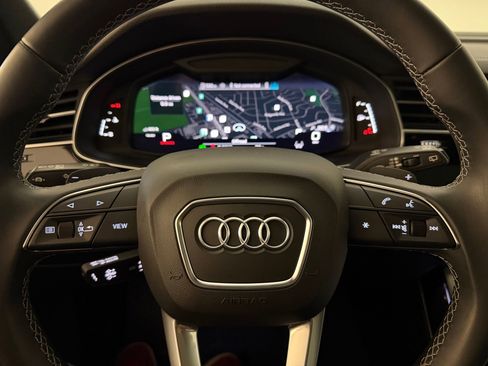 Certified 2025 Audi Q7 2.0T Premium w/ Convenience Package AWD/4WD image 18