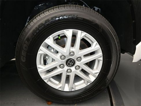 Used 2024 Toyota Tundra SR5 w/ SR5 Convenience Package image 15