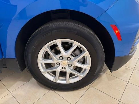 Used 2024 Chevrolet Equinox LS FWD image 28