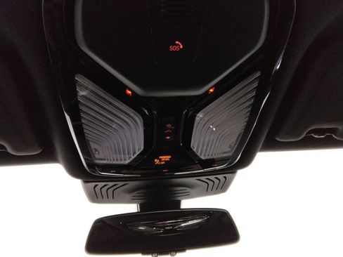 Used 2023 BMW X4 M40i image 27