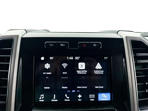 Used 2017 Ford F150 Lariat AWD/4WD image 23