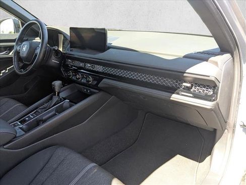 Used 2024 Honda Accord Sport image 20