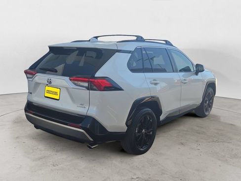 Used 2023 Toyota RAV4 SE w/ Convenience Package AWD/4WD image 5