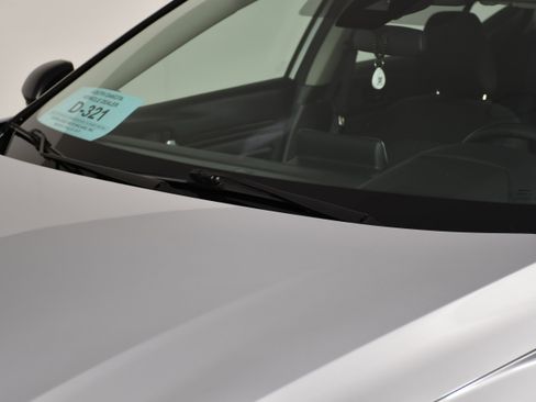 Used 2024 Nissan Altima 2.5 SV FWD image 12