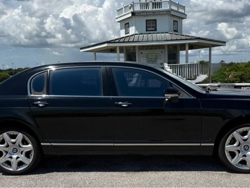 Used 2008 Bentley Flying Spur Flying Spur AWD/4WD image 4