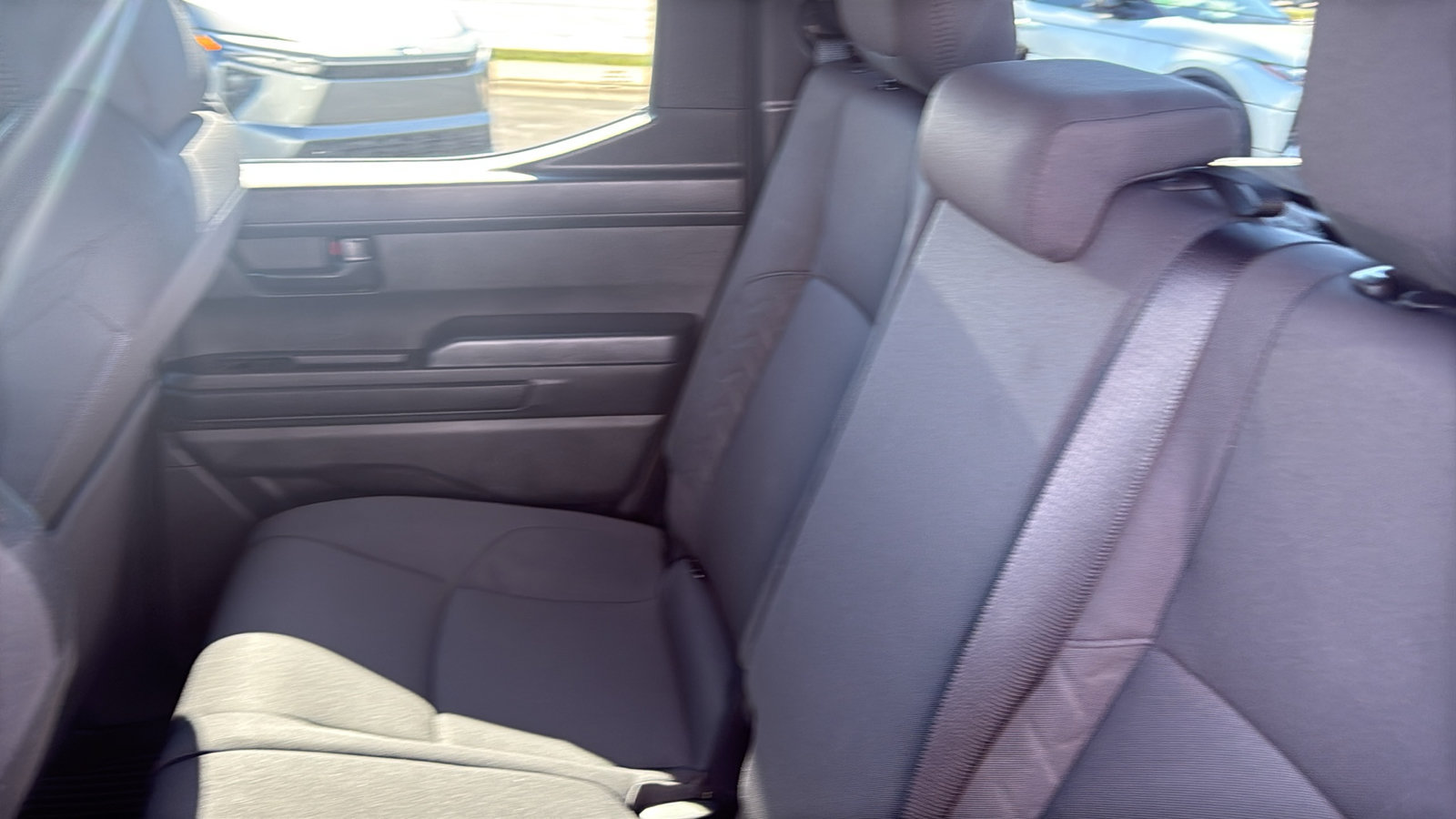 Used 2024 Toyota Tacoma SR5 AWD/4WD image 19