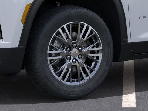 New 2026 Chevrolet Traverse LT w/ Driver Confidence Package FWD image 11