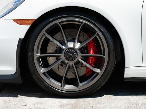 Used 2015 Porsche 911 GT3 RWD image 37
