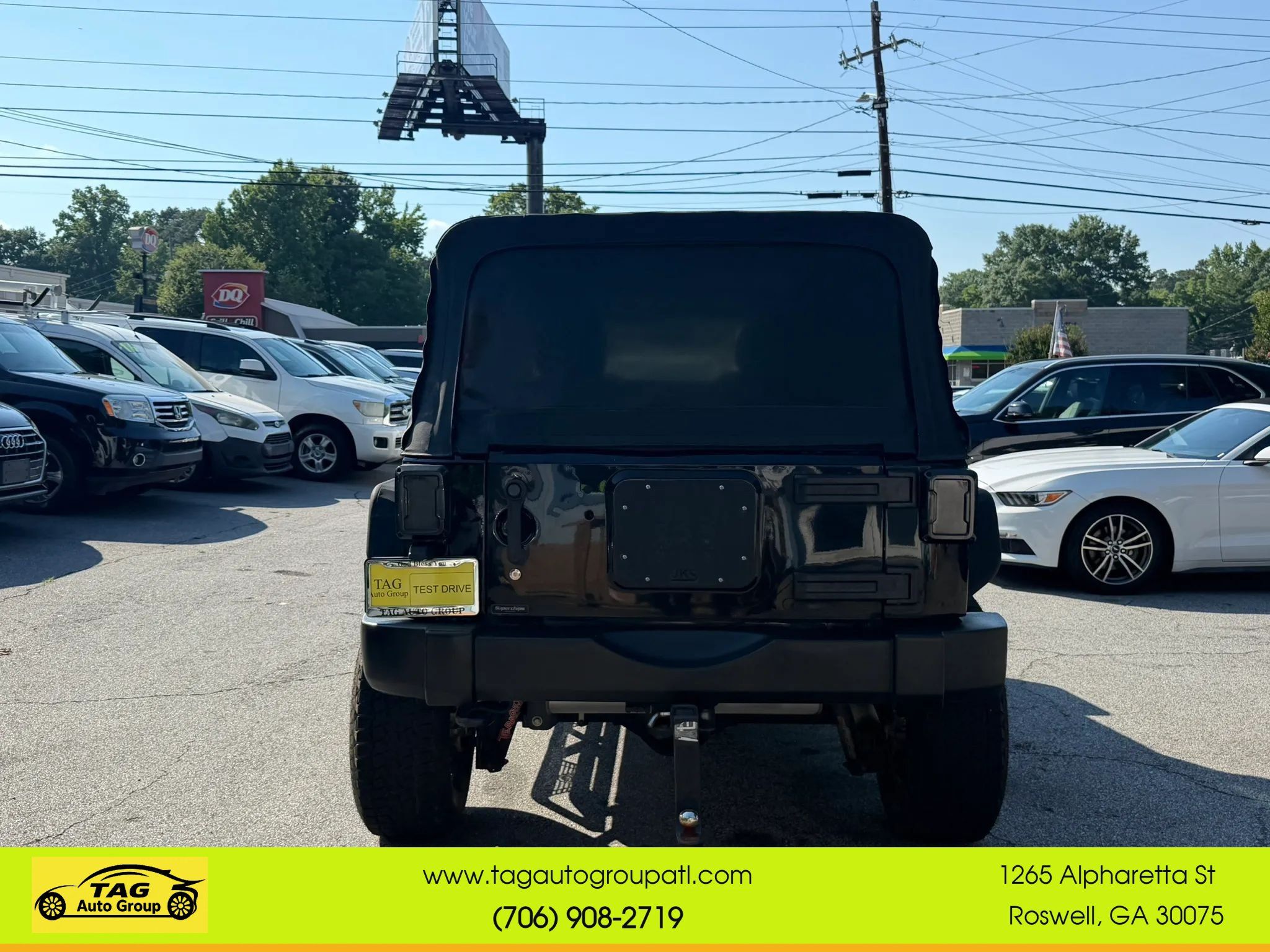 Used 2016 Jeep Wrangler Unlimited Sport w/ Max Tow Package AWD/4WD image 6