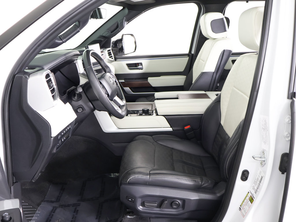 Used 2024 Toyota Tundra Capstone AWD/4WD image 36