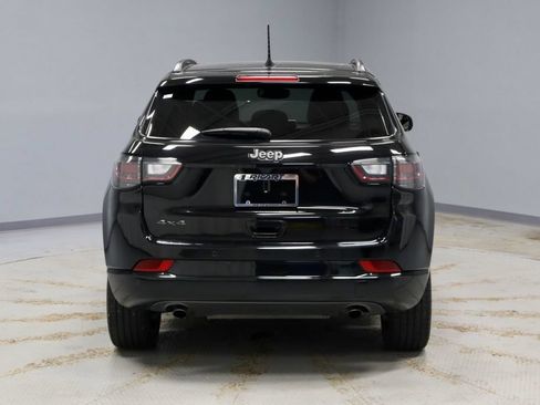 Used 2023 Jeep Compass High Altitude AWD/4WD image 12