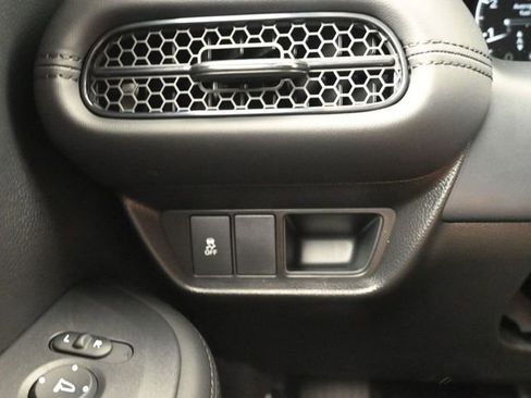 Used 2026 Honda HR-V LX image 30