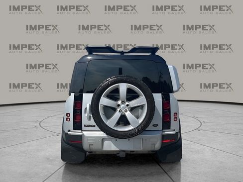 Used 2020 Land Rover Defender 110 image 4