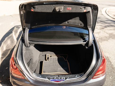 Used 2019 Mercedes-Benz S 560 4MATIC Sedan w/ Premium Package image 53