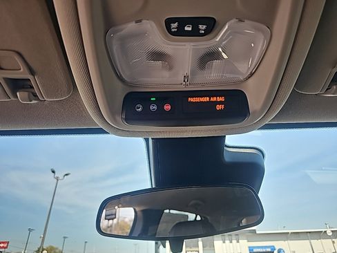 New 2025 Buick Encore GX Preferred image 24