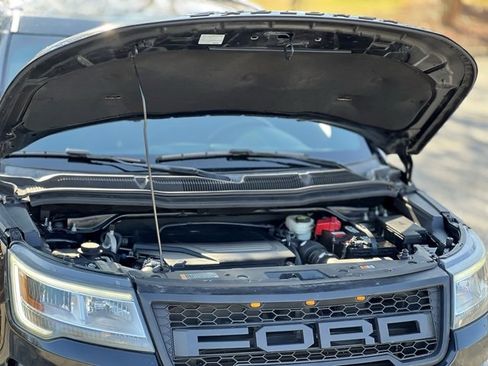 Used 2017 Ford Explorer Platinum image 48