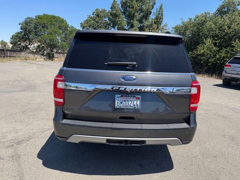 Used 2019 Ford Expedition Max XLT AWD/4WD image 4
