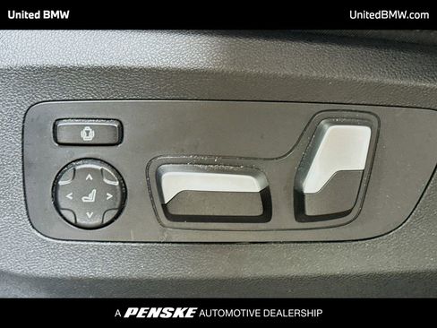 Used 2021 BMW X5 xDrive40i w/ M Sport Package AWD/4WD image 4