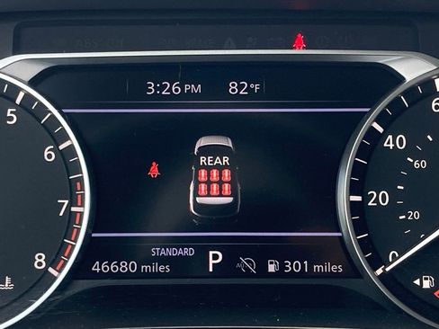 Used 2024 Nissan Pathfinder SV FWD image 15