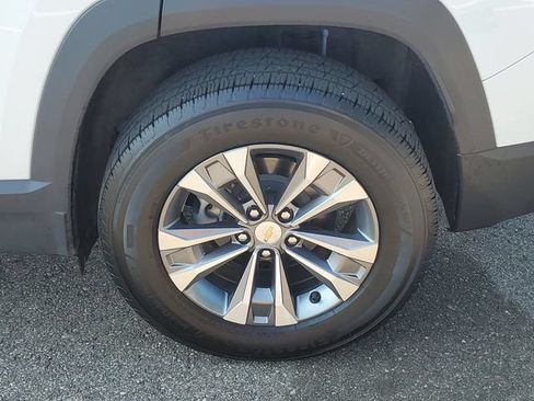 Certified 2025 Chevrolet Equinox LT w/ Safety and Technology Package FWD image 30