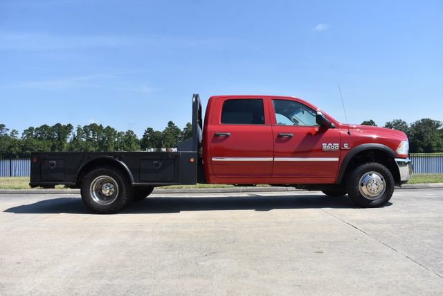 Used 2017 RAM 3500 Tradesman w/ Chrome Appearance Group AWD/4WD image 3