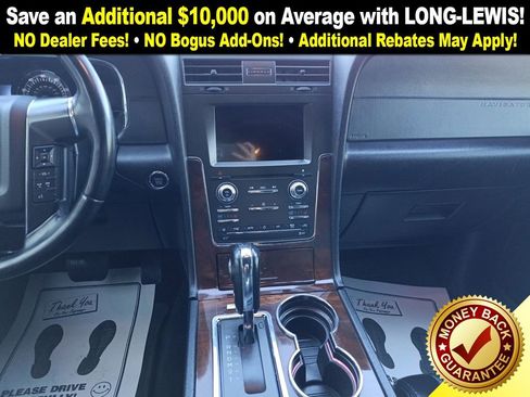 Used 2017 Lincoln Navigator Select image 20