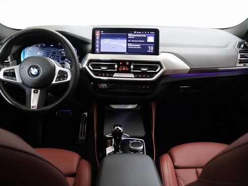 Used 2024 BMW X4 xDrive30i w/ Premium Package image 18