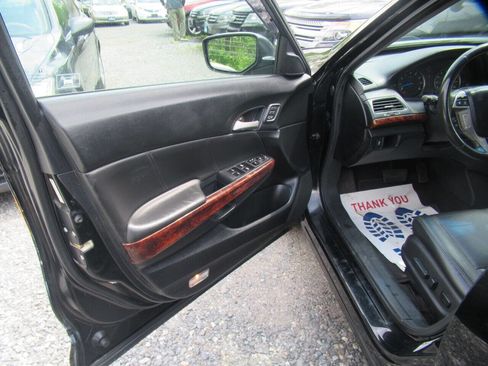 Used 2012 Honda Crosstour EX-L image 30