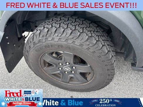 Used 2024 Ford Bronco Black Diamond AWD/4WD image 3