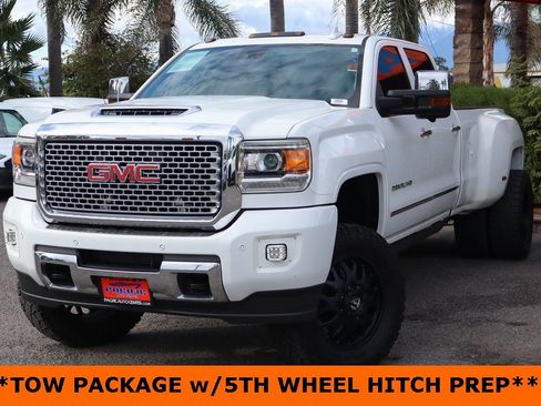 Used 2016 GMC Sierra 3500 Denali w/ Duramax Plus Package image 4