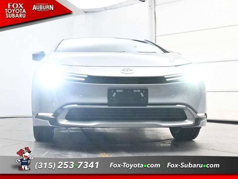 New 2026 Toyota Prius Plug-In Hybrid FWD image 21