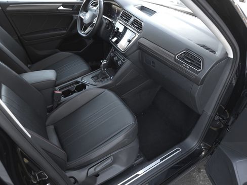 Used 2024 Volkswagen Tiguan Wolfsburg Edition image 46