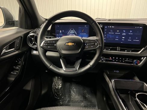 Certified 2025 Chevrolet Equinox LT image 13