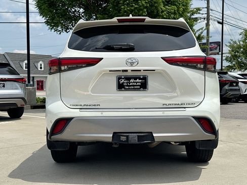 Used 2021 Toyota Highlander Platinum image 7