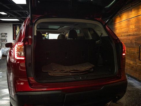 Used 2019 Subaru Ascent Touring AWD/4WD image 7