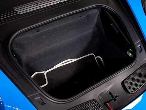 Used 2022 Porsche 911 GT3 RWD image 10