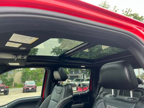 Used 2019 Ford F150 Raptor w/ Equipment Group 802A Luxury AWD/4WD image 17