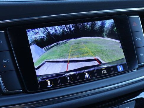 Certified 2024 Buick Enclave Premium image 3