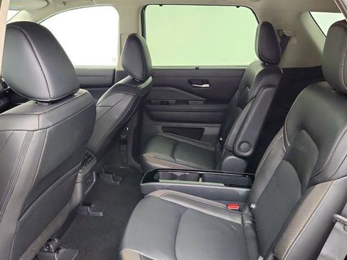 Used 2023 Nissan Pathfinder SL w/ SL Premium Package AWD/4WD image 20